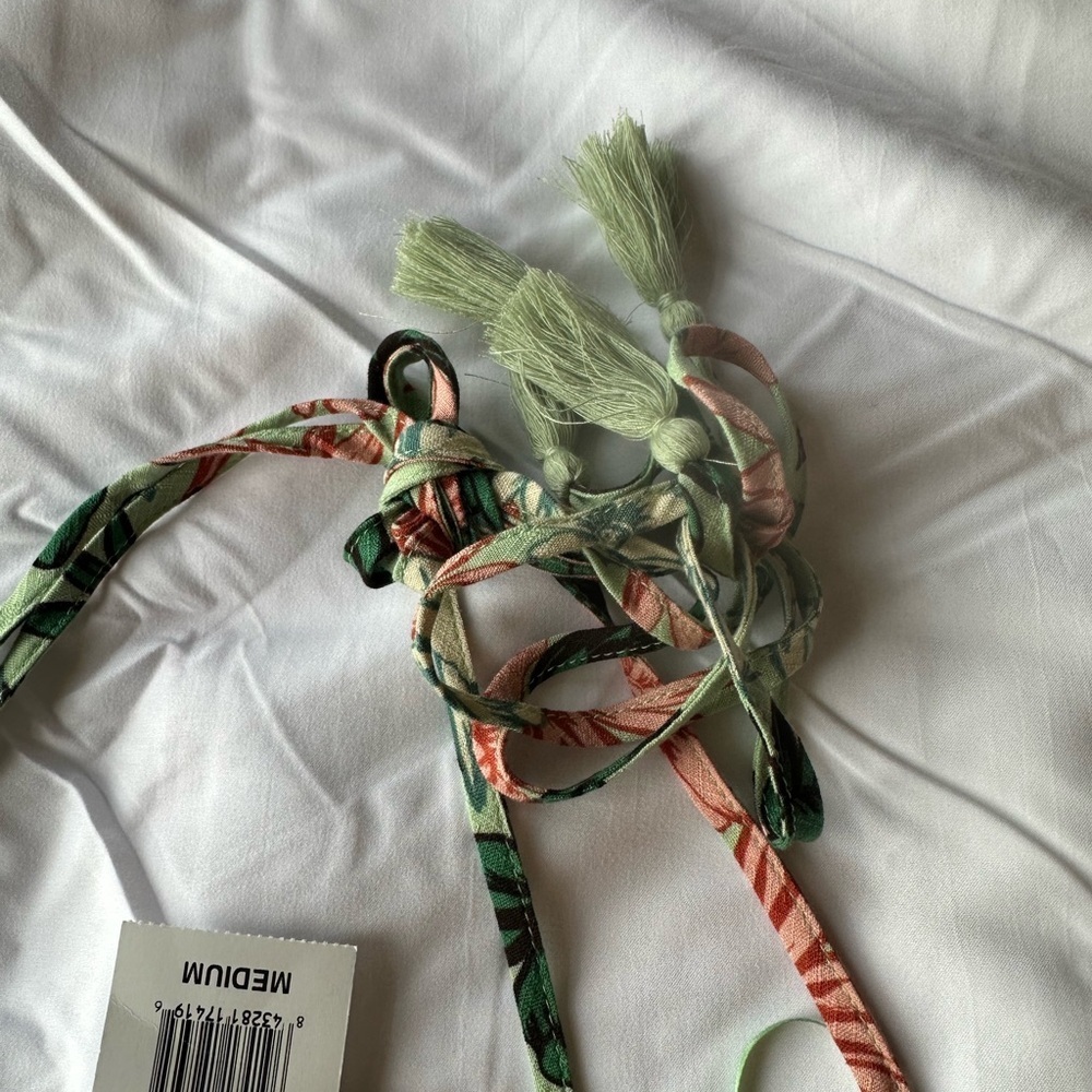 Lost + Wander Floral Camisole - Green and Pink - Picture 3 of 9